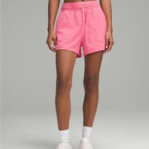 NWT Lululemon Dance Studio HR 3.5” Shorts 
Size 4 - Sakura Pink